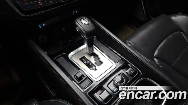 KG_Mobility_Ssangyong Rexton 2017 thumb 8