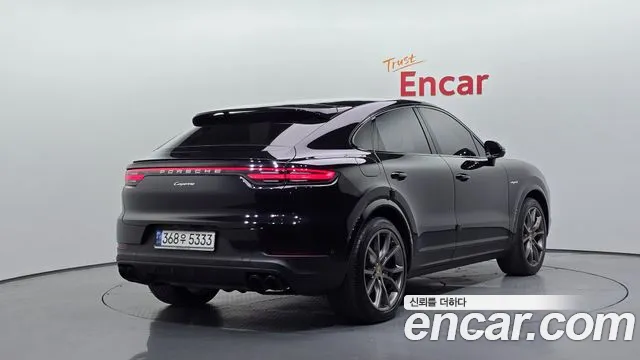 Porsche Cayenne 2021 thumb 2