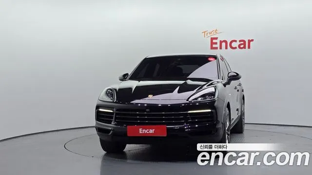 Porsche Cayenne 2021 thumb 3