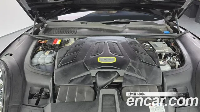 Porsche Cayenne 2021 thumb 6