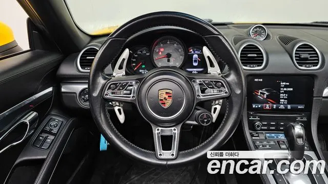 Porsche Cayman 2016 thumb 12