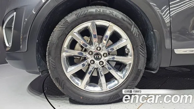 Kia Sorento 2015 thumb 5