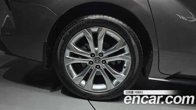 Toyota Sienna 2021 thumb 4