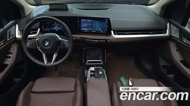 BMW 2-Series 2025 thumb 7