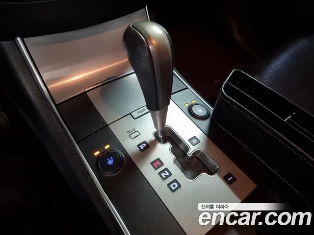 Hyundai Veracruz 2010 thumb 9