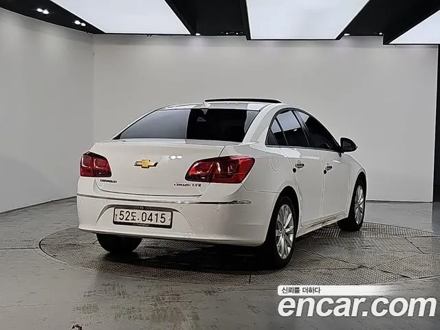 ChevroletGMDaewoo Cruze 2016 thumb 4