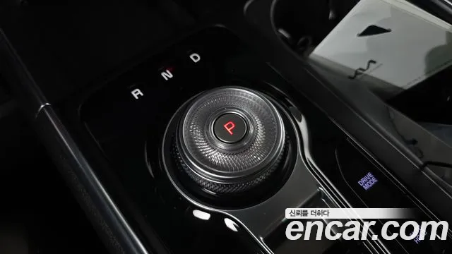 Kia Carnival 2024 thumb 9