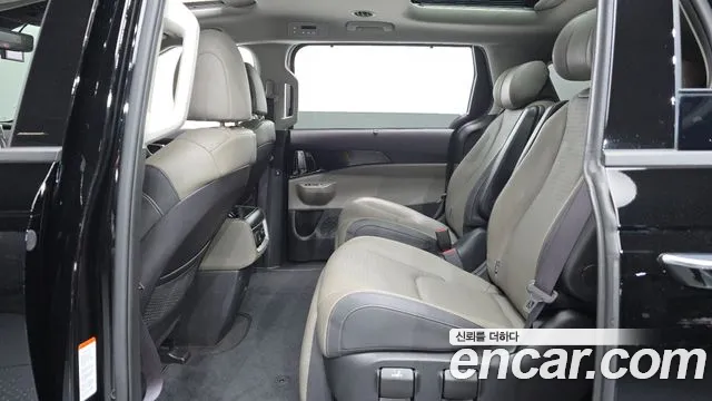 Kia Carnival 2024 thumb 12