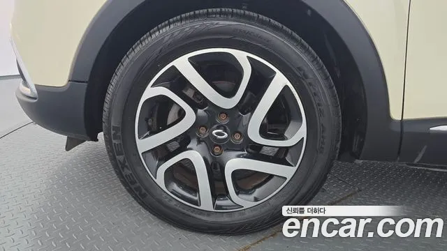 Renault-KoreaSamsung Captur 2014 thumb 5