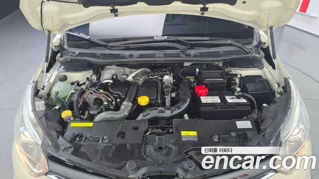 Renault-KoreaSamsung Captur 2014 thumb 6
