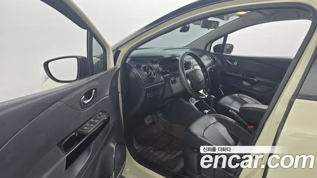 Renault-KoreaSamsung Captur 2014 thumb 10