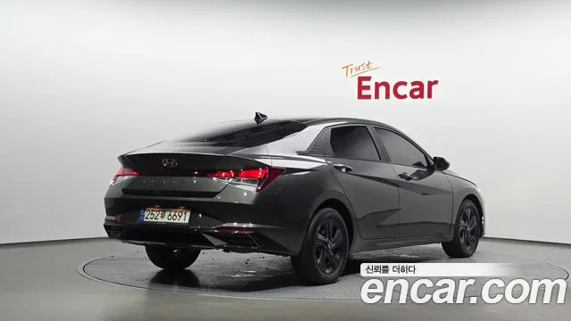 Hyundai Avante 2022 thumb 2