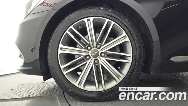 Genesis G80 2017 thumb 5