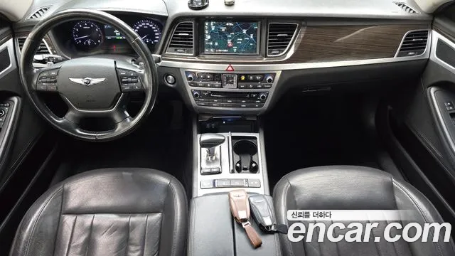 Genesis G80 2017 thumb 7
