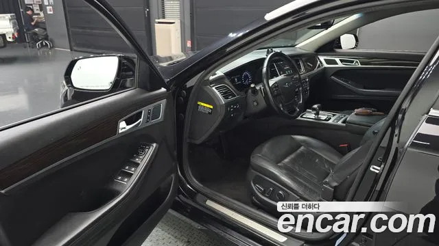 Genesis G80 2017 thumb 10