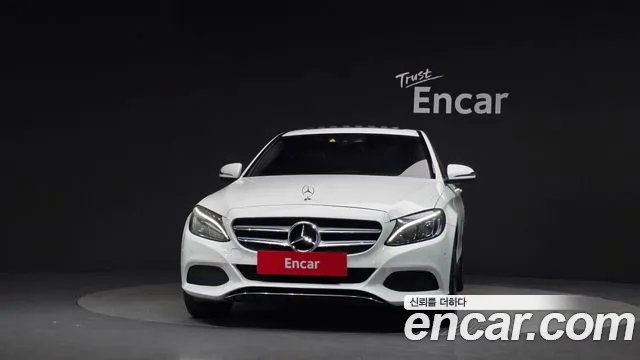 Mercedes-Benz C-Класс 2017 thumb 3