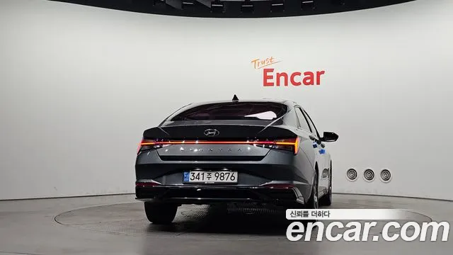 Hyundai Avante 2021 thumb 4