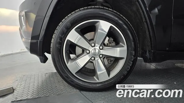 Jeep Cherokee 2015 thumb 5