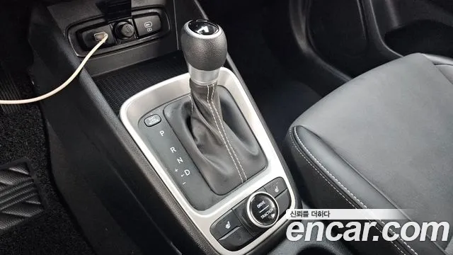 Hyundai Venue 2022 thumb 9