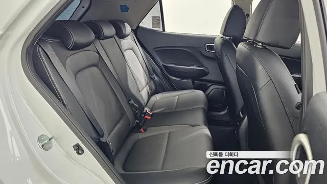Hyundai Venue 2022 thumb 12