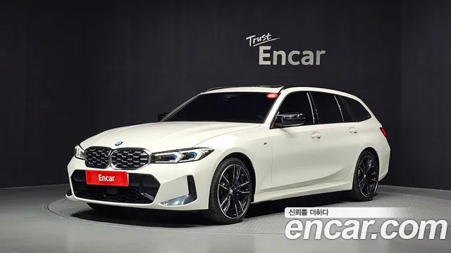 BMW 3-Series 2023 thumb 11