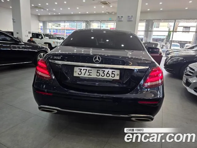 Mercedes-Benz E-Класс 2019 thumb 4
