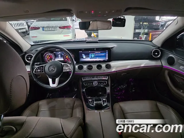 Mercedes-Benz E-Класс 2019 thumb 7