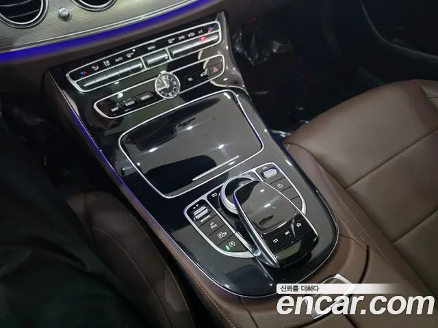 Mercedes-Benz E-Класс 2019 thumb 9