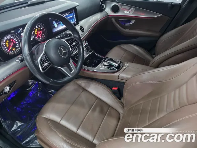 Mercedes-Benz E-Класс 2019 thumb 10