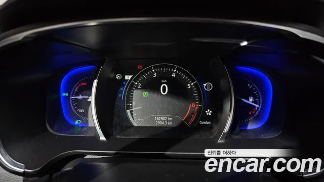 Renault-KoreaSamsung Megane 2016 thumb 8