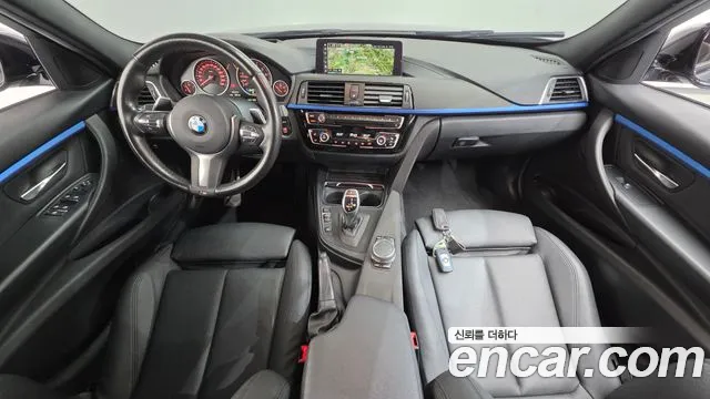 BMW 3-Series 2018 thumb 7