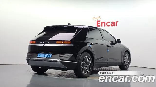 Hyundai IONIQ 5 2021 thumb 2