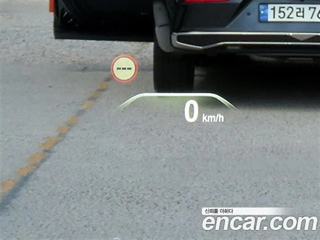 BMW 5-Series 2019 thumb 10