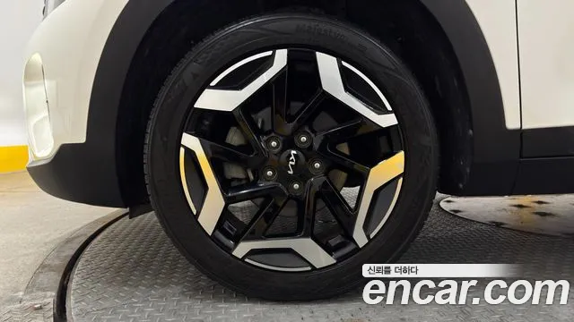 Kia Seltos 2023 thumb 5