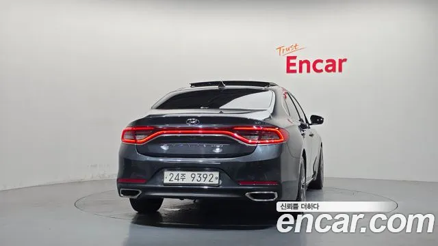 Hyundai Grandeur 2017 thumb 4