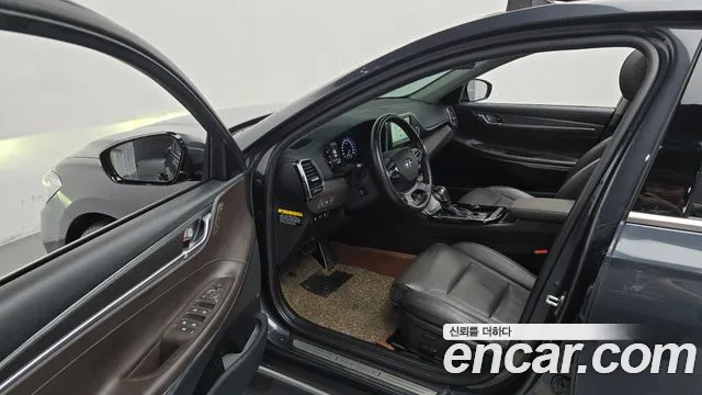 Hyundai Grandeur 2017 thumb 10