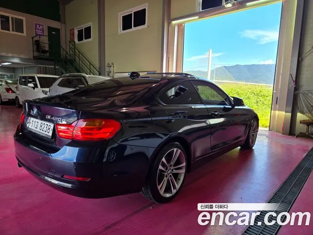BMW 4-Series 2015 thumb 2