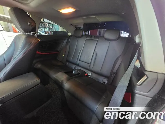 BMW 4-Series 2015 thumb 7
