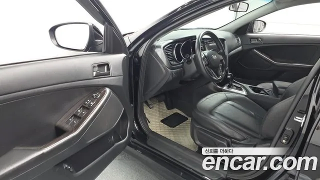 Kia K5 2012 thumb 10