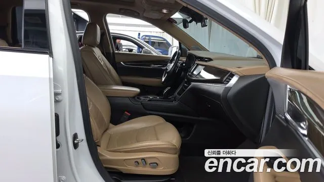 Cadillac XT6 2020 thumb 11
