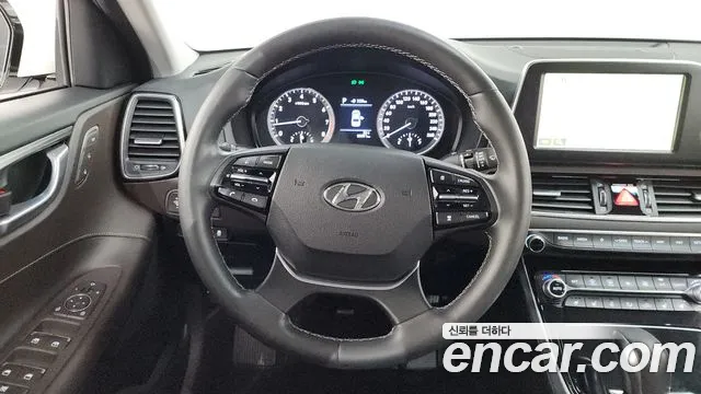 Hyundai Grandeur 2017 thumb 12