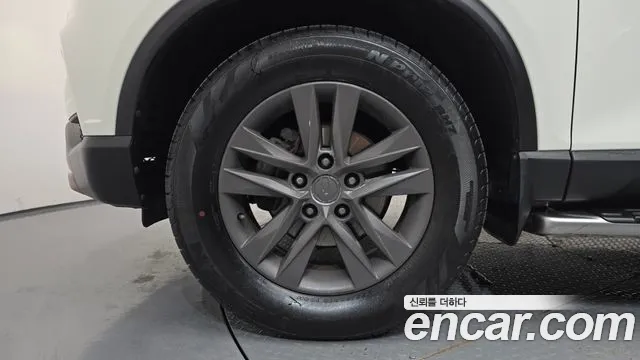 KG_Mobility_Ssangyong Rexton 2018 thumb 4