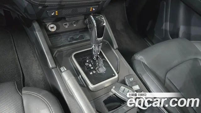 KG_Mobility_Ssangyong Rexton 2018 thumb 8