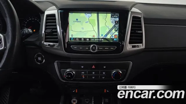 KG_Mobility_Ssangyong Rexton 2018 thumb 12