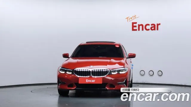 BMW 3-Series 2019 thumb 3