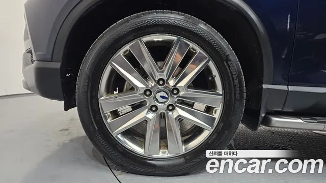 KG_Mobility_Ssangyong Rexton 2018 thumb 5