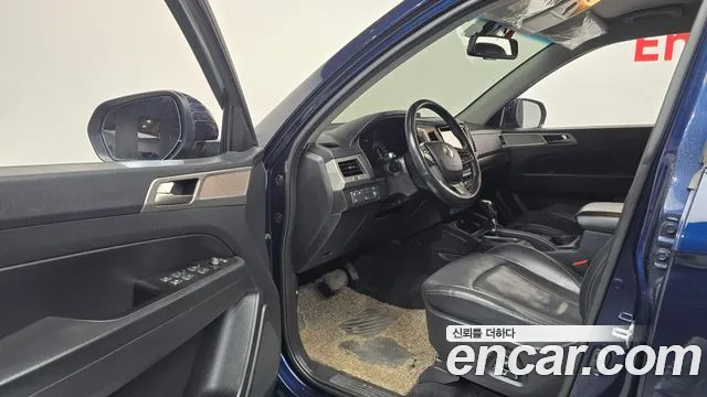 KG_Mobility_Ssangyong Rexton 2018 thumb 10