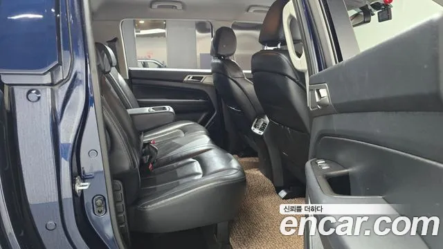 KG_Mobility_Ssangyong Rexton 2018 thumb 11