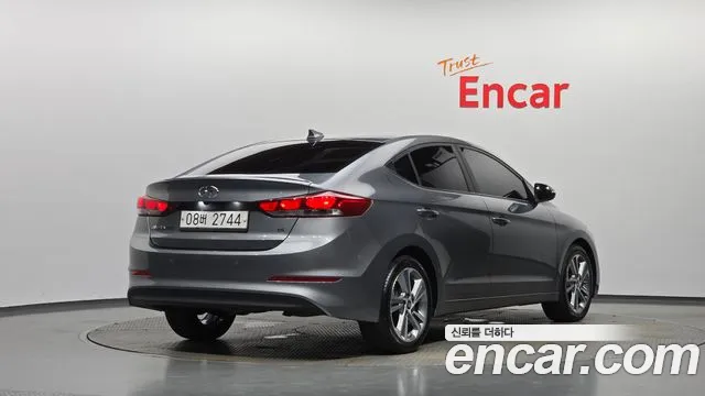 Hyundai Avante 2017 thumb 2