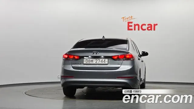 Hyundai Avante 2017 thumb 4